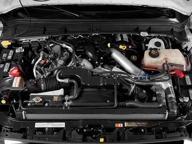 2014 Ford Super Duty F-350 SRW 2WD Crew Cab 6-3/4 Ft Box Lariat