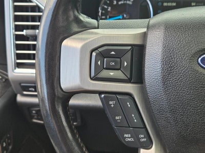 2018 Ford Super Duty F-350 DRW Platinum 4WD Crew Cab 8' Box