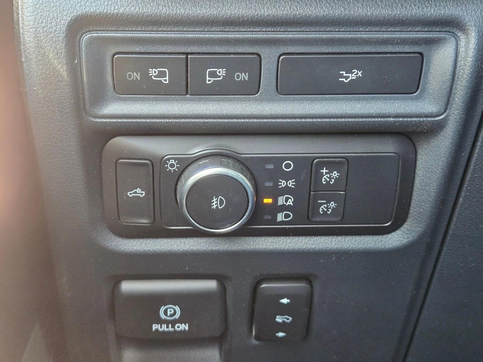 2022 Ford F-150 Platinum 2WD SuperCrew 5.5' Box