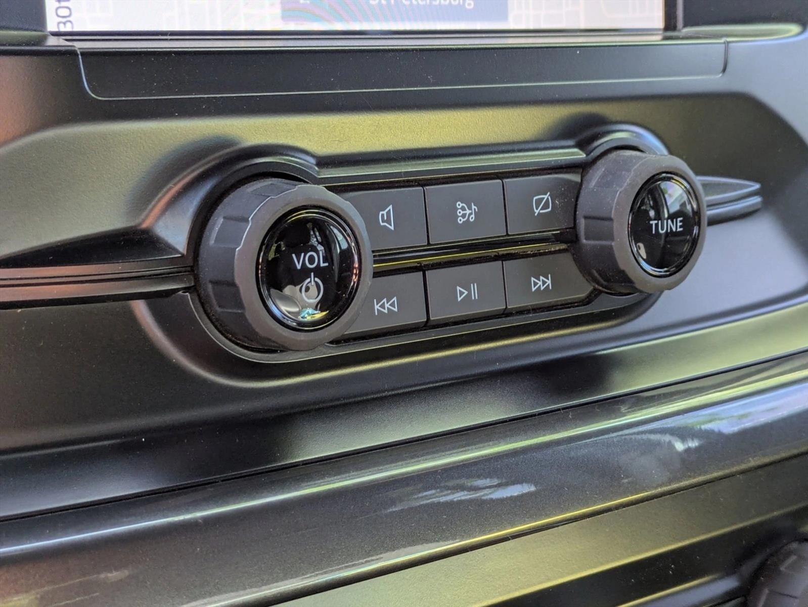 2023 Ford F-150 XL 4WD SuperCrew 5.5' Box