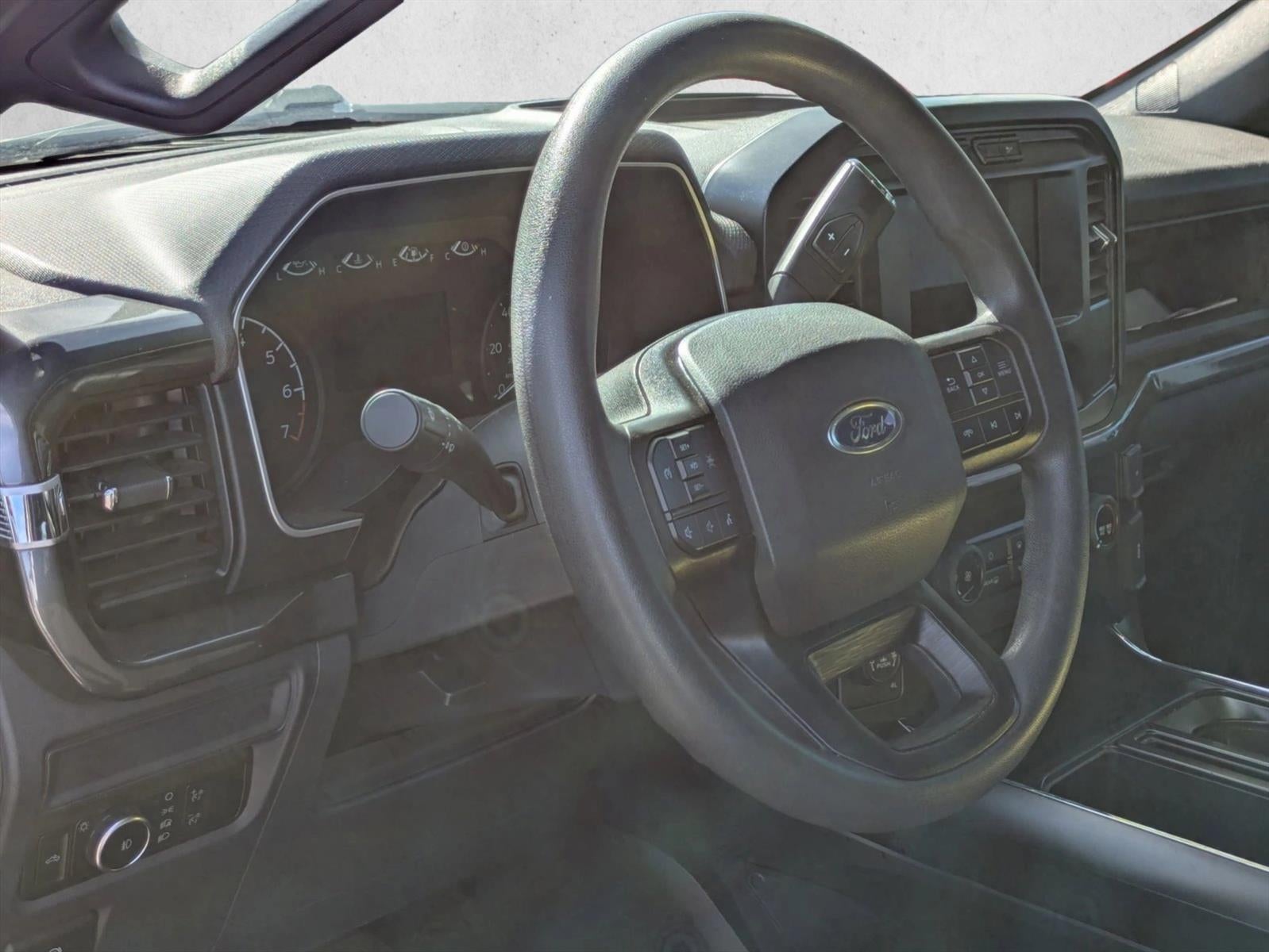 2023 Ford F-150 XL 4WD SuperCrew 5.5' Box