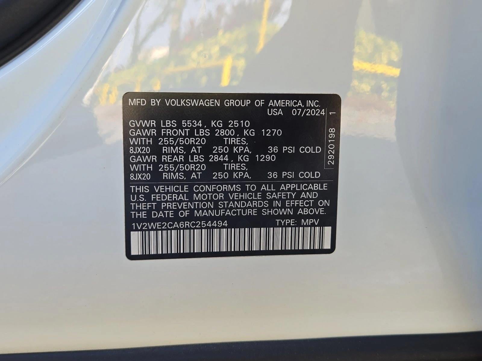 2024 Volkswagen Atlas Cross Sport 2.0T SE w/Technology FWD