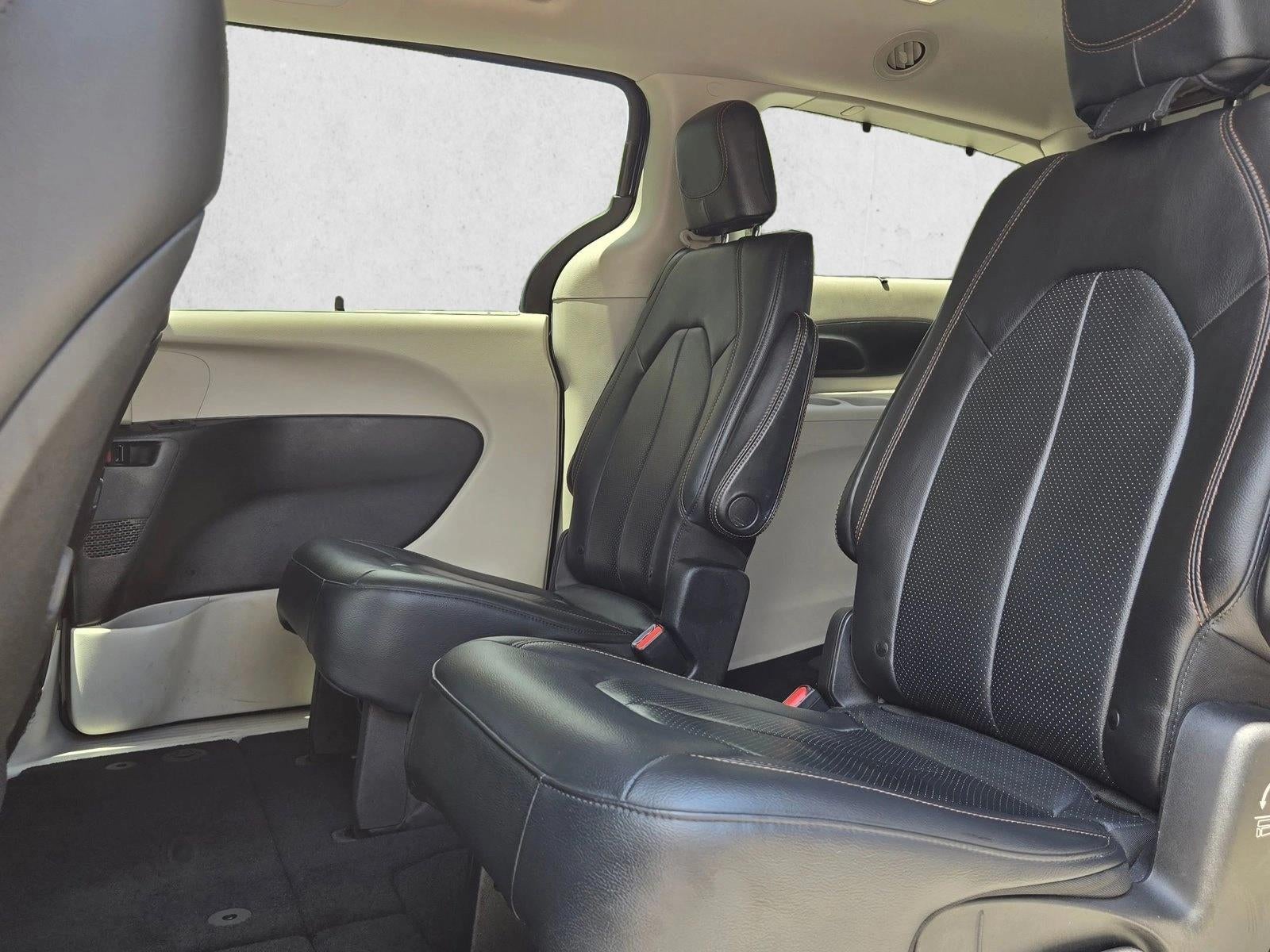 2019 Chrysler Pacifica Touring L FWD