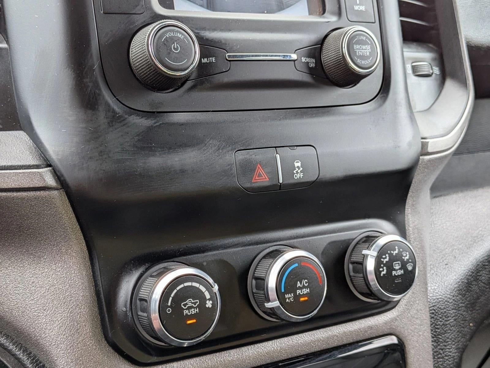 2022 RAM 3500 Tradesman 4x4 Crew Cab 8' Box