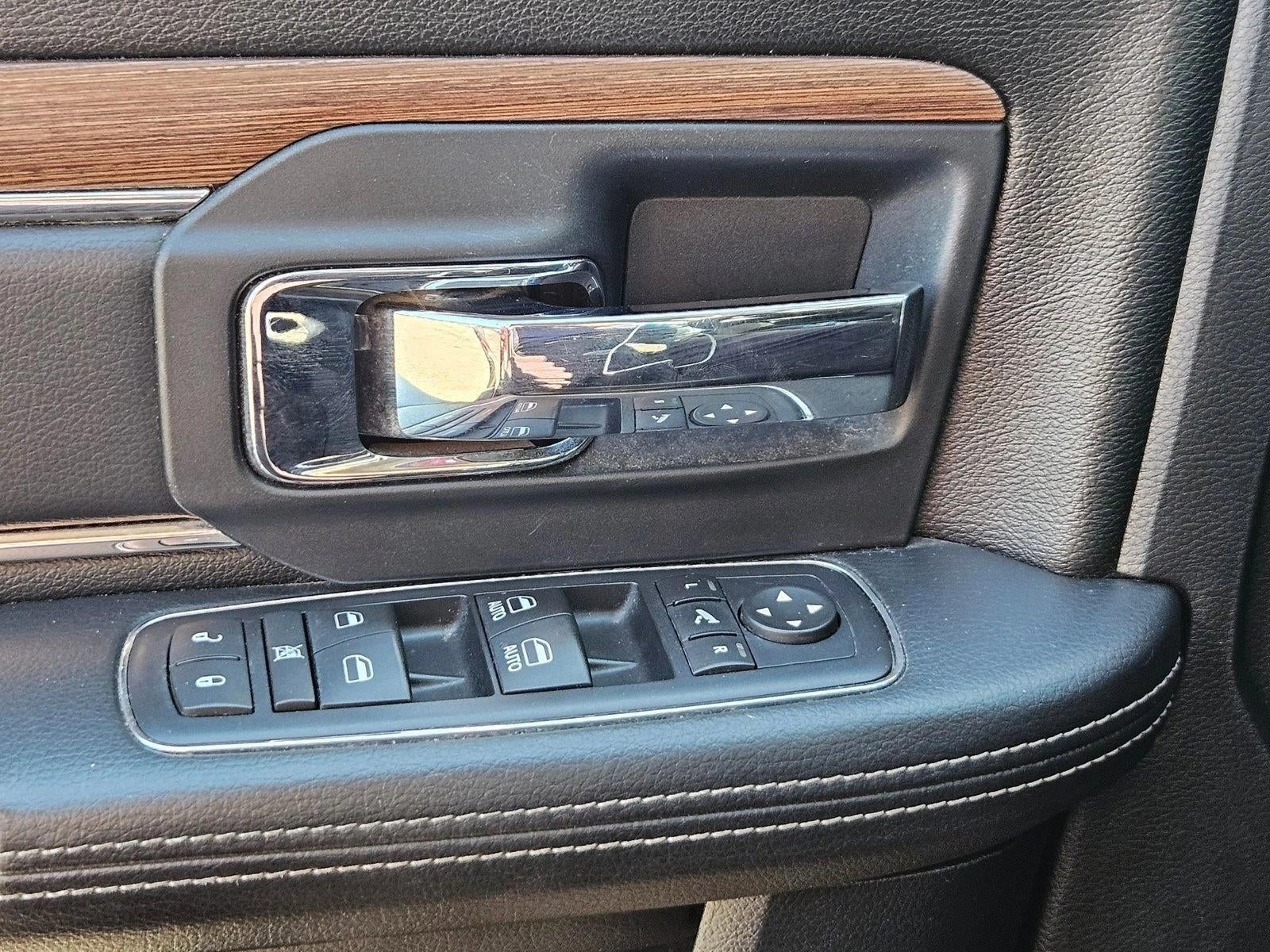 2016 RAM 2500 4WD Crew Cab 6.4 Ft Box Laramie