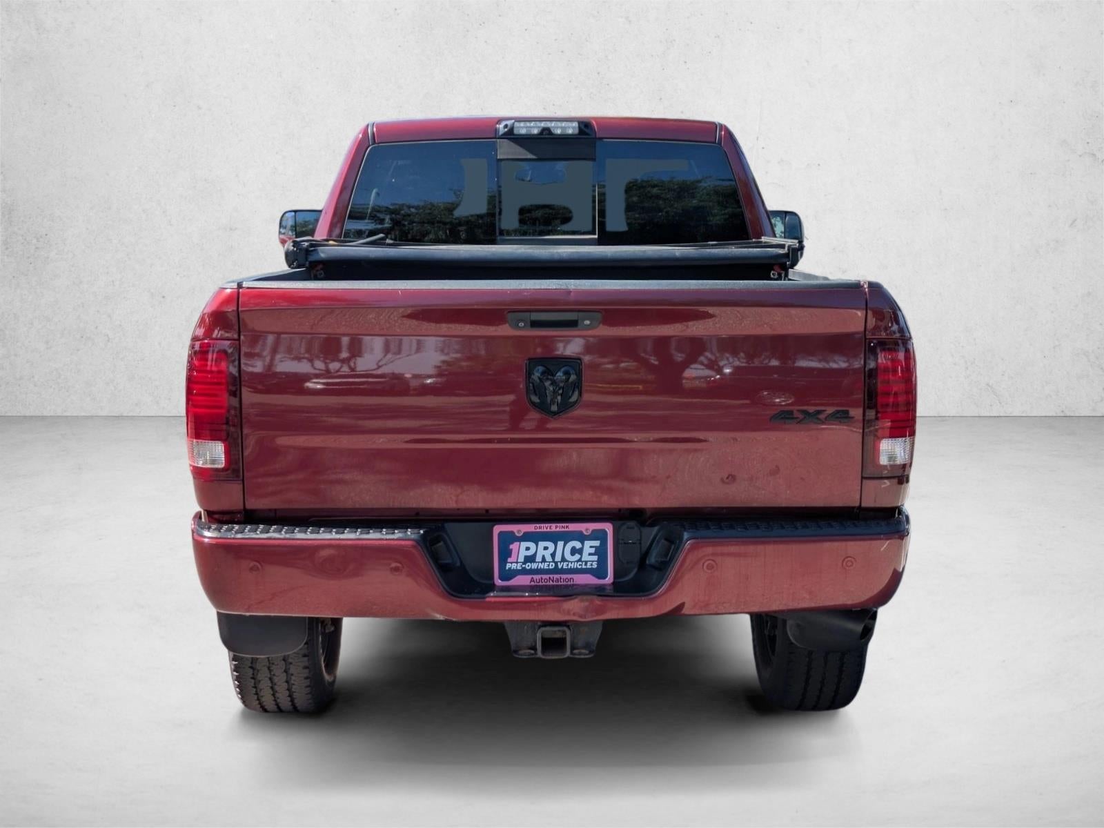 2016 RAM 2500 4WD Crew Cab 6.4 Ft Box Laramie