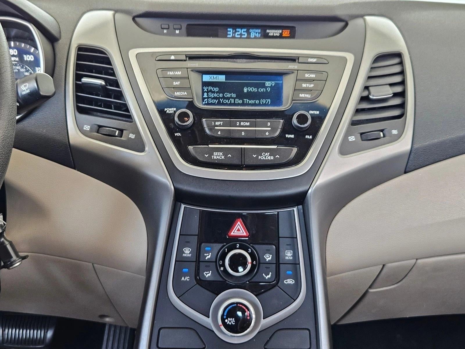 2016 Hyundai ELANTRA 4dr Sdn Auto SE