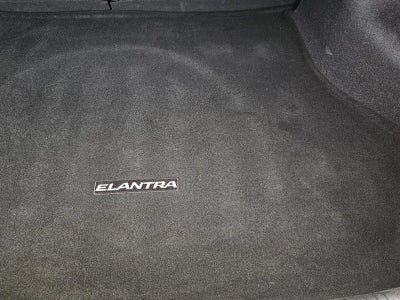 2016 Hyundai ELANTRA 4dr Sdn Auto SE