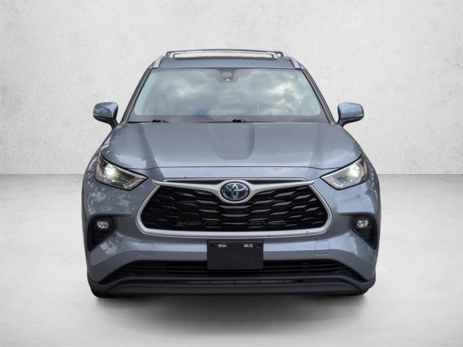 2023 Toyota Highlander Hybrid XLE AWD (Natl)
