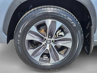 2023 Toyota Highlander Hybrid XLE AWD (Natl)