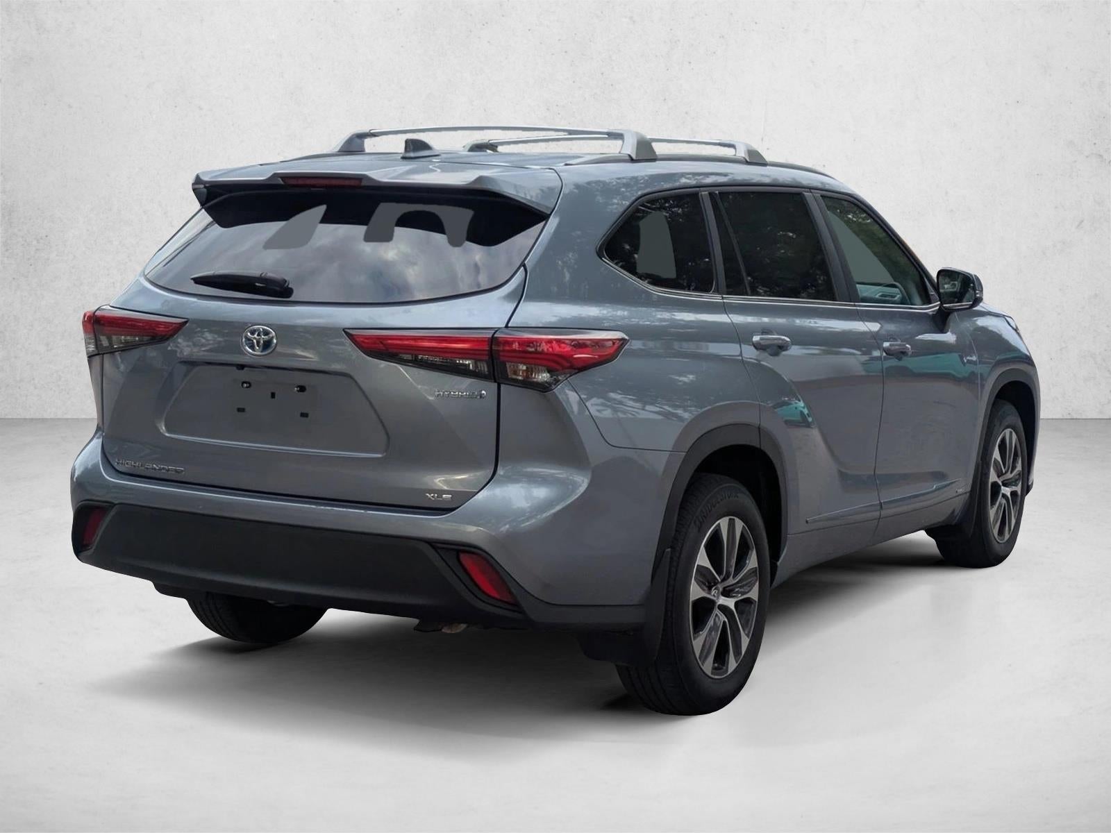 2023 Toyota Highlander Hybrid XLE AWD (Natl)