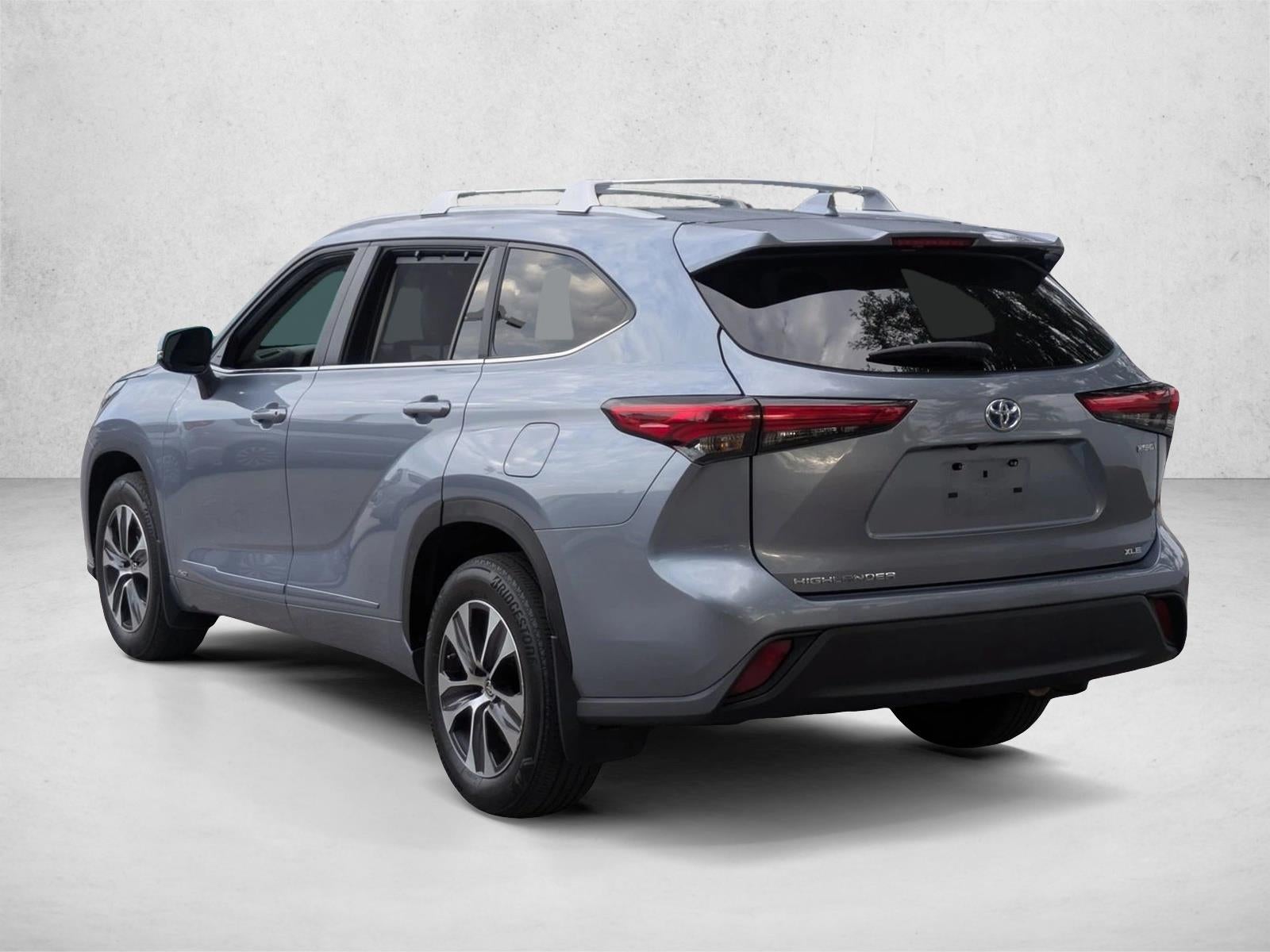 2023 Toyota Highlander Hybrid XLE AWD (Natl)