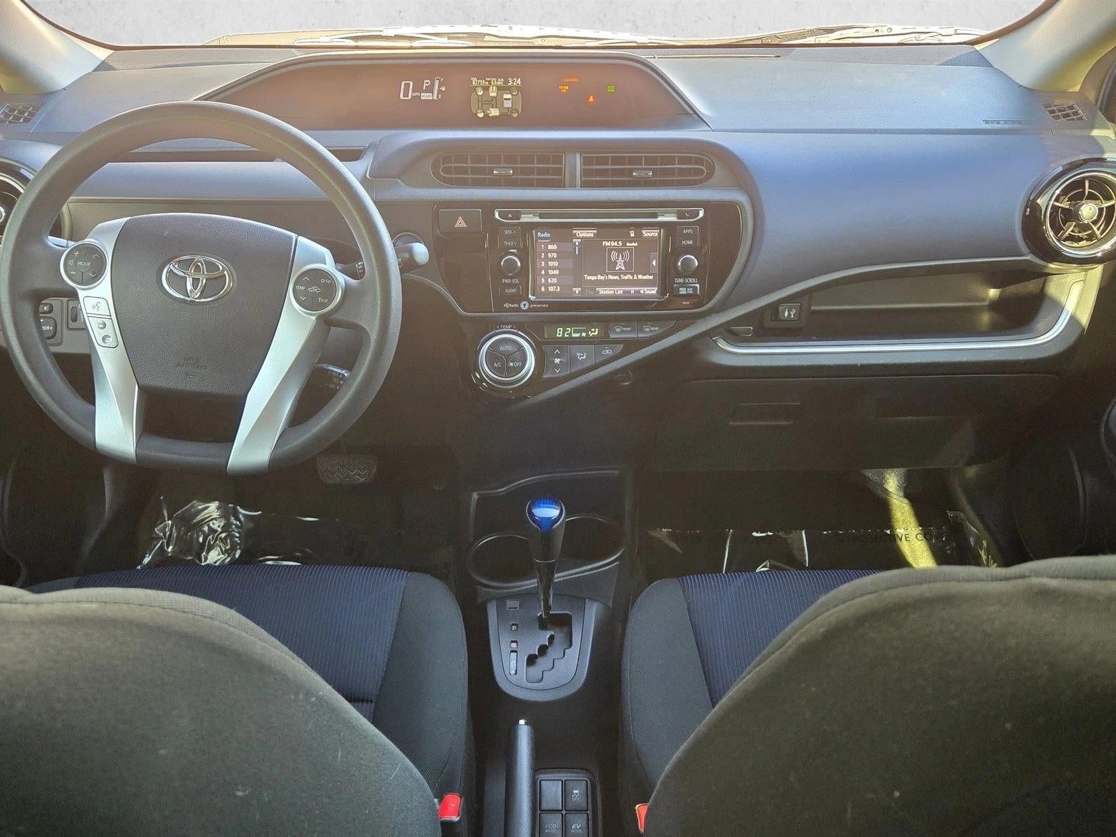 2015 Toyota Prius c 5dr HB Three (SE)