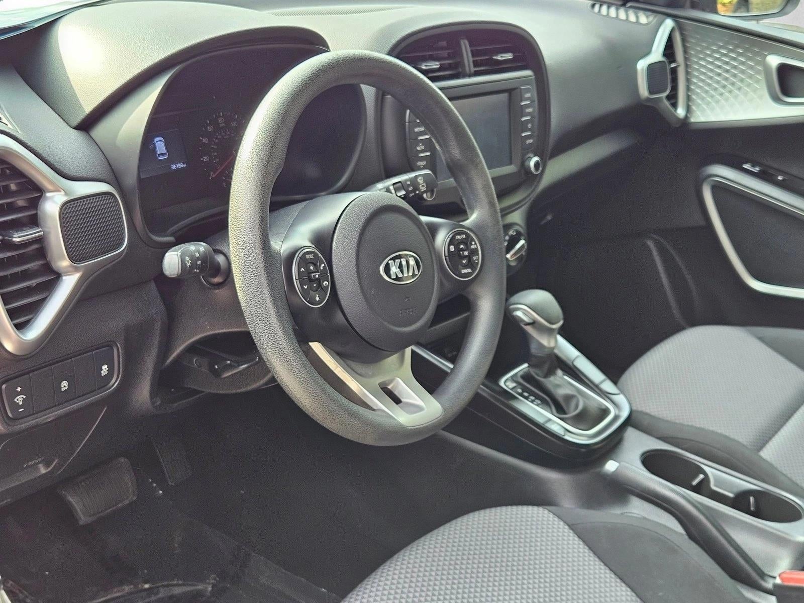 2020 Kia Soul LX IVT