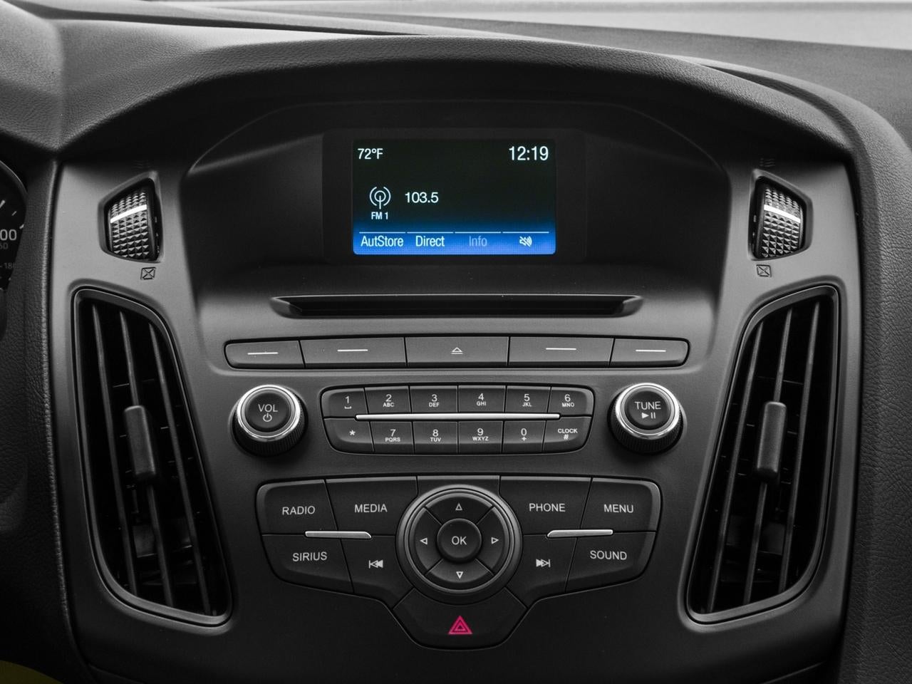 2017 Ford Focus SE Sedan