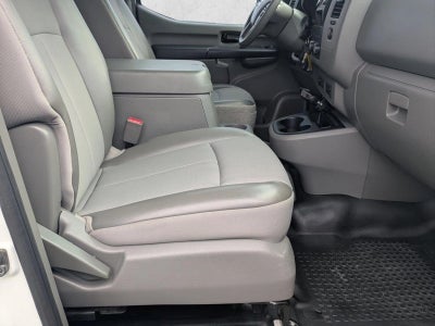 2017 Nissan NV Cargo NV3500 HD Standard Roof V8 SL