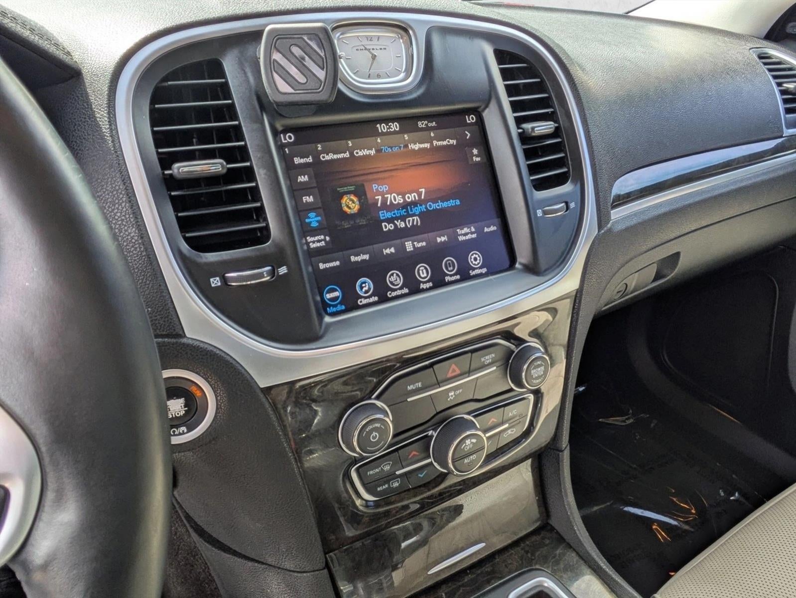 2018 Chrysler 300 Limited RWD