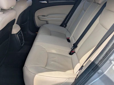 2018 Chrysler 300 Limited RWD