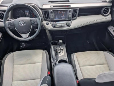 2017 Toyota RAV4 XLE FWD (GS)