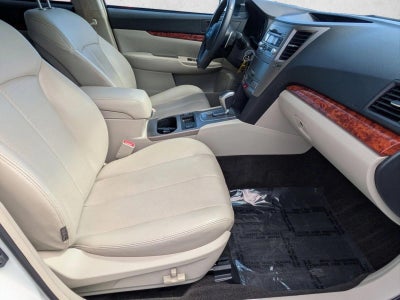 2011 Subaru Outback 3.6R Limited Automatic w/Power Moonroof Pkg