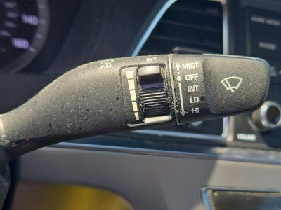 2015 Hyundai SONATA 4dr Sdn 2.4L SE