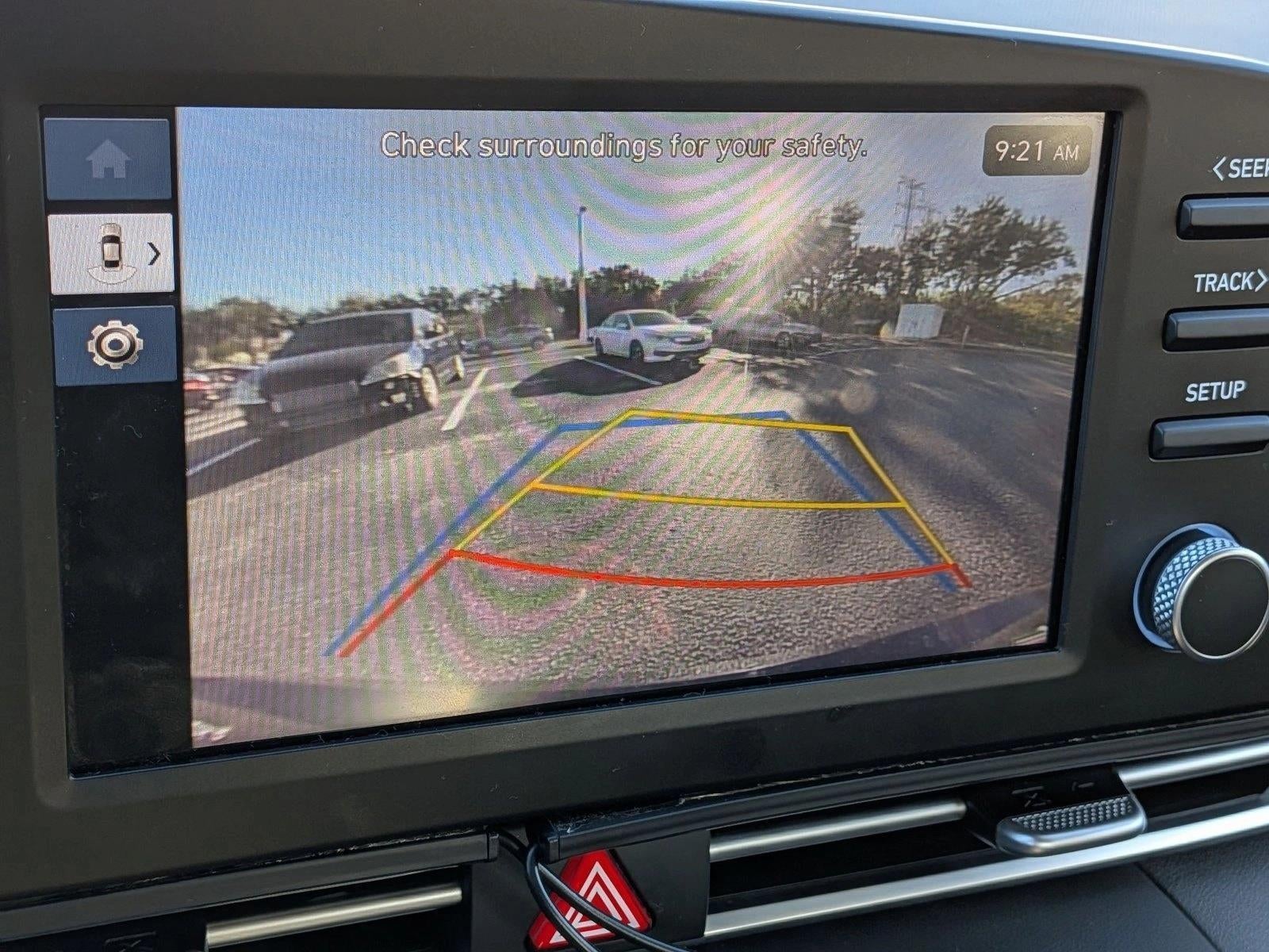 2024 Hyundai ELANTRA SE IVT