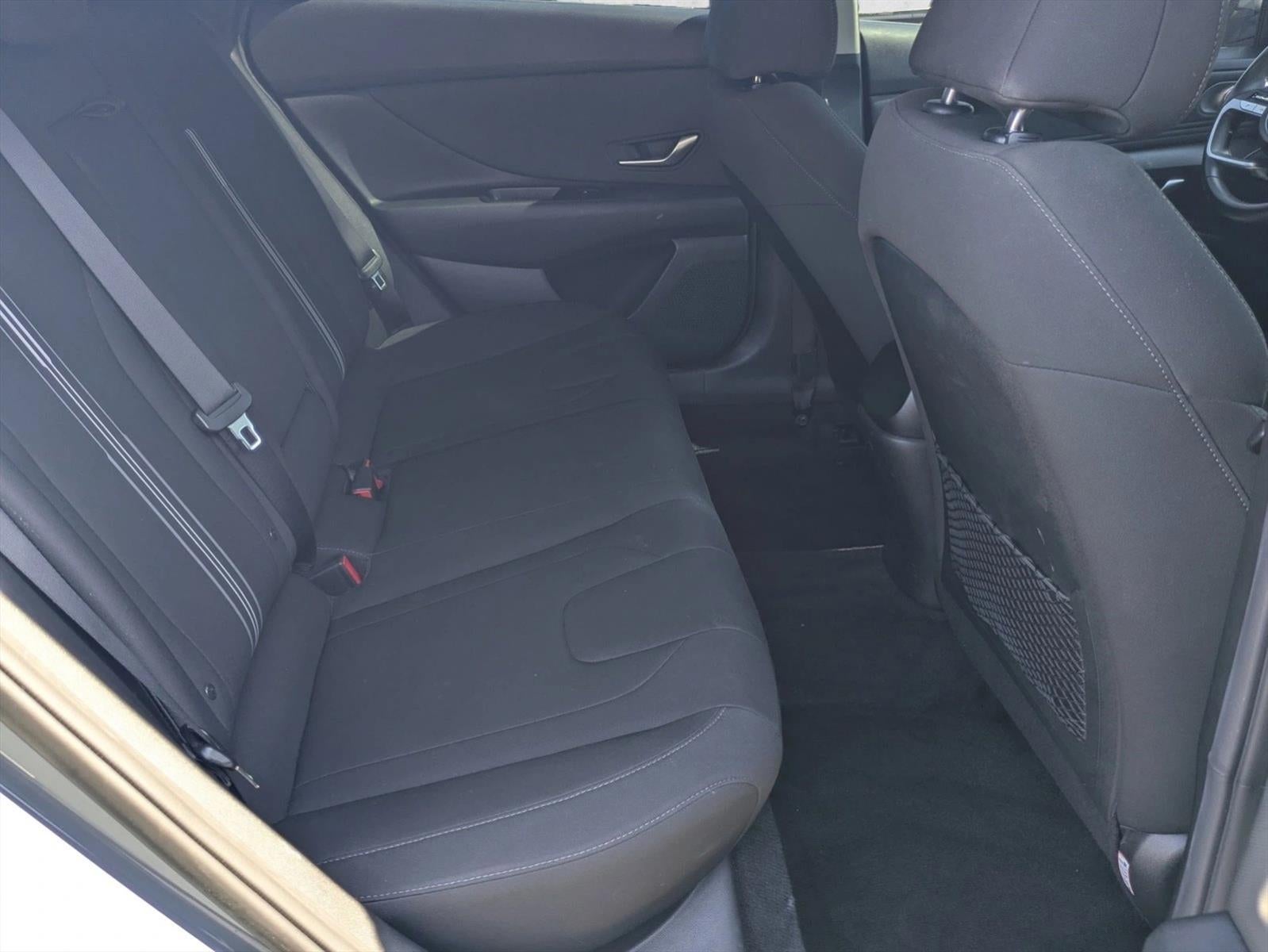 2021 Hyundai ELANTRA SEL IVT