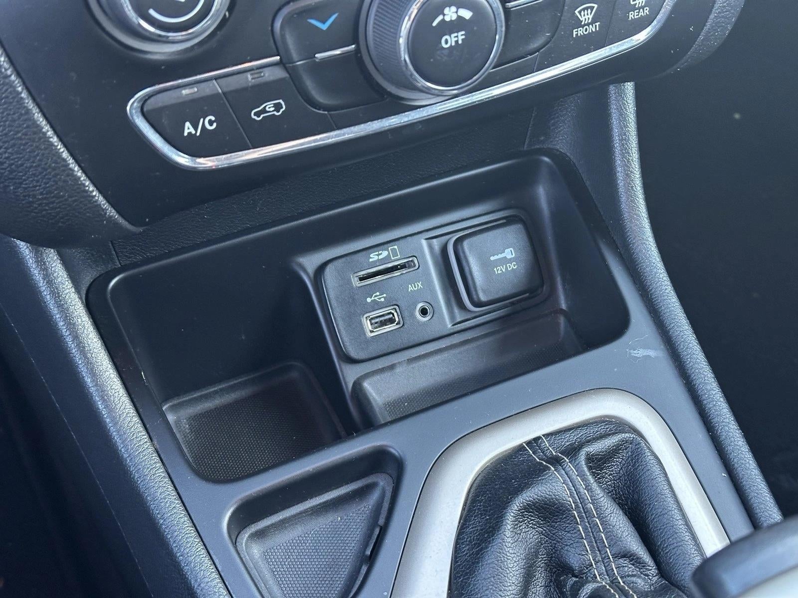 2016 Jeep Cherokee FWD 4dr Latitude