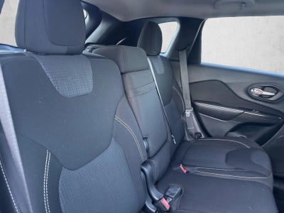 2016 Jeep Cherokee FWD 4dr Latitude