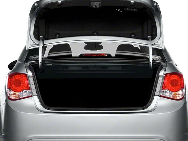 2013 Chevrolet Cruze Sedan LS (Automatic)