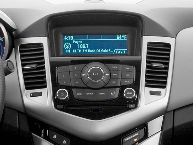 2013 Chevrolet Cruze Sedan LS (Automatic)