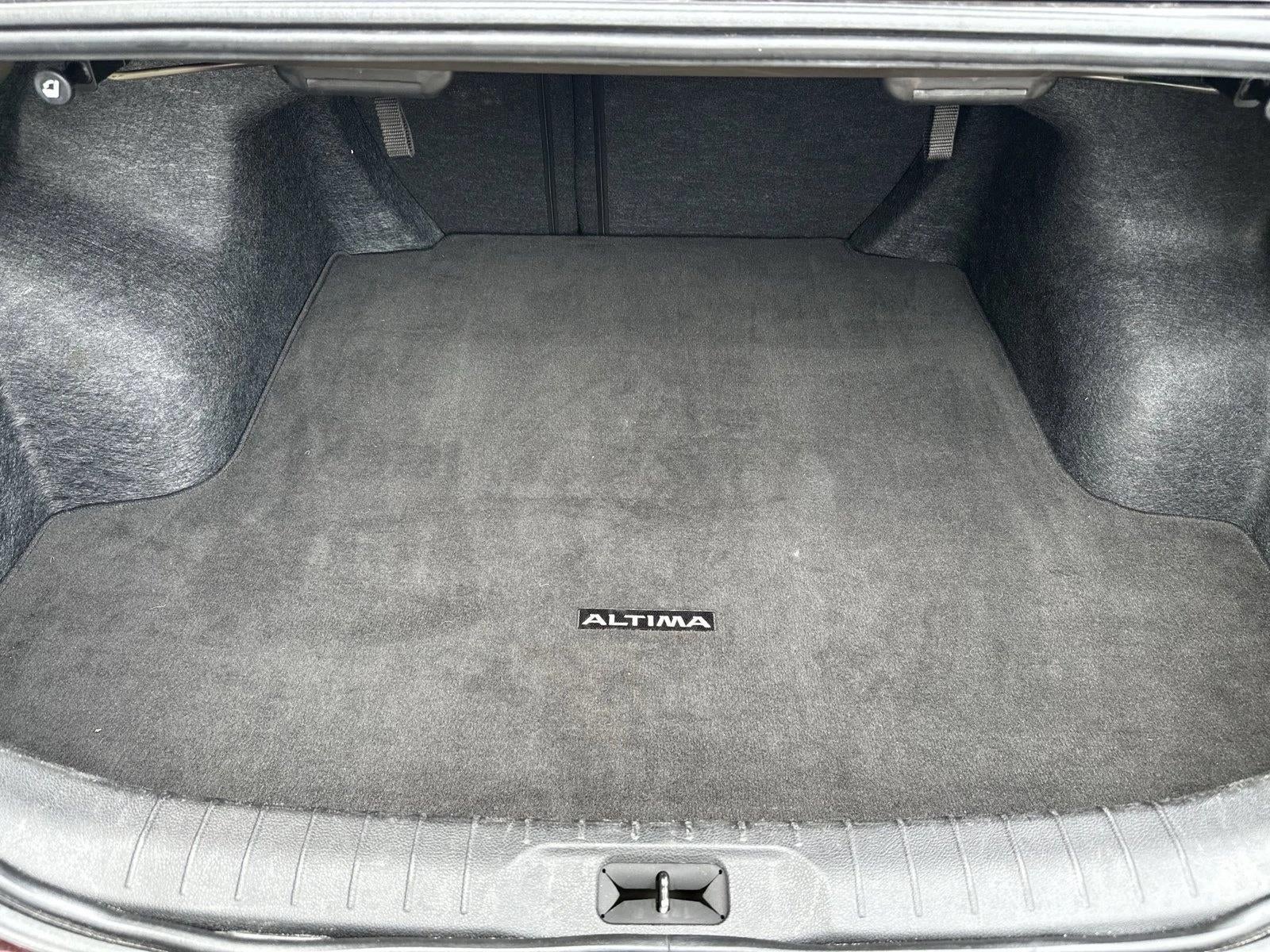 2024 Nissan Altima 2.5 SV Sedan