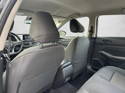 2024 Nissan Altima 2.5 SV Sedan