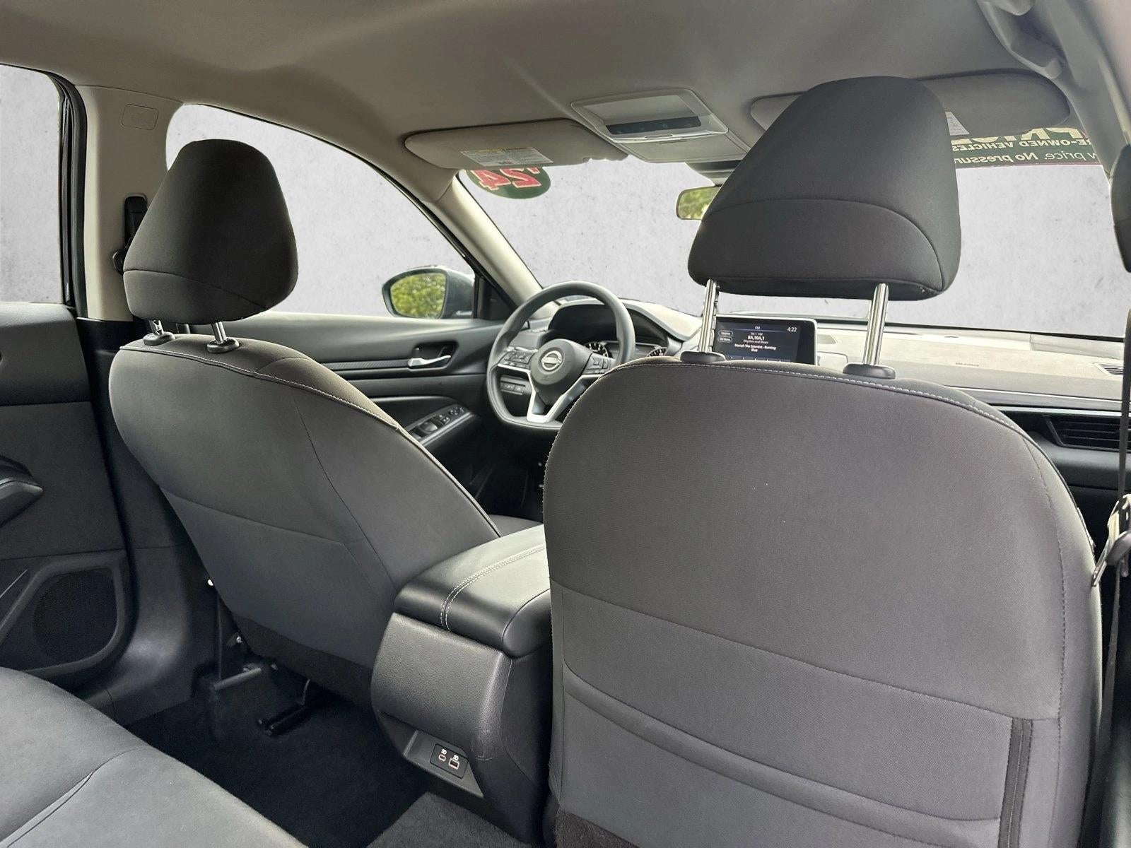 2024 Nissan Altima 2.5 SV Sedan