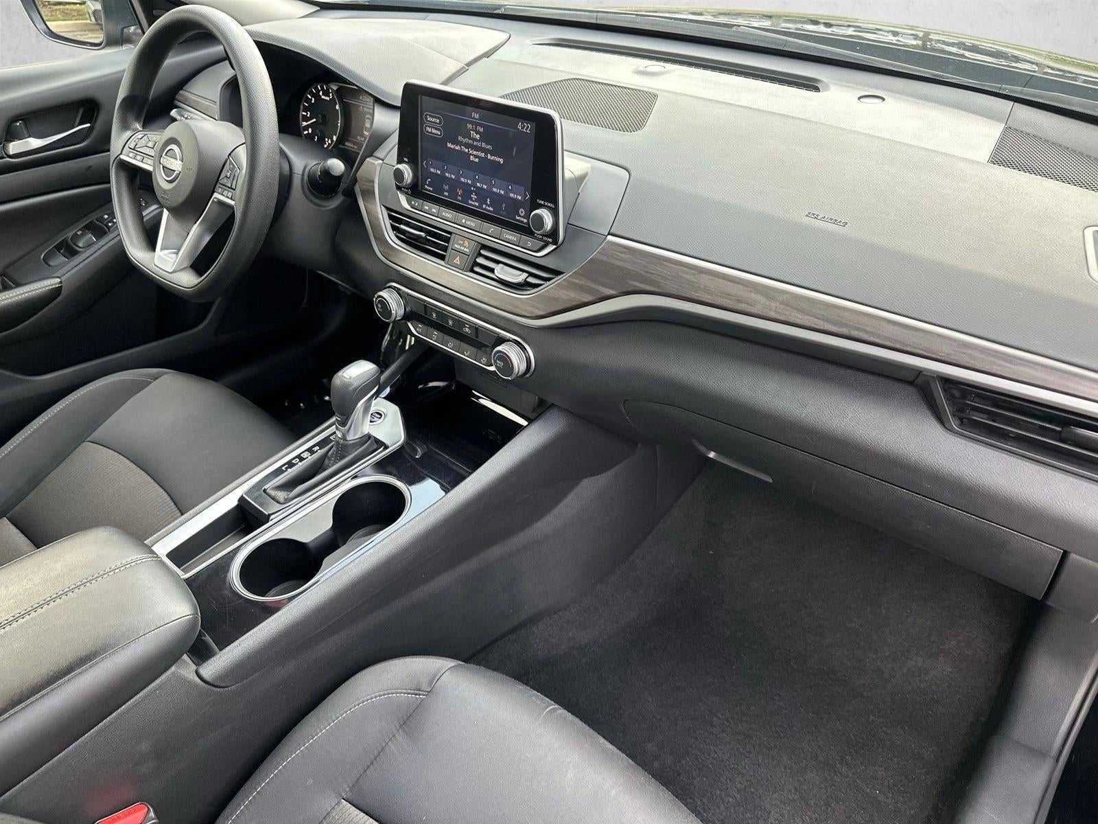 2024 Nissan Altima 2.5 SV Sedan