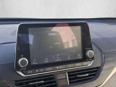 2024 Nissan Altima 2.5 SV AWD Sedan