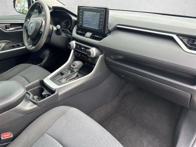 2019 Toyota RAV4 XLE FWD (GS)