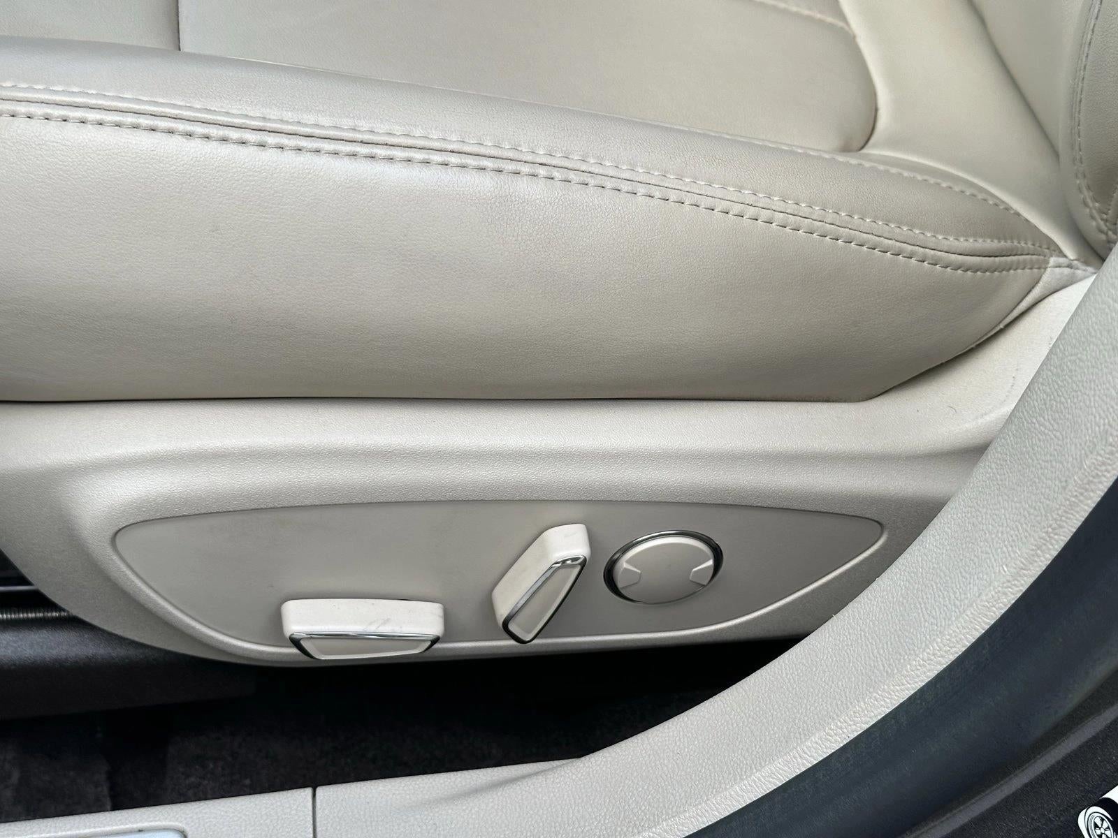 2017 Lincoln MKZ Premiere FWD