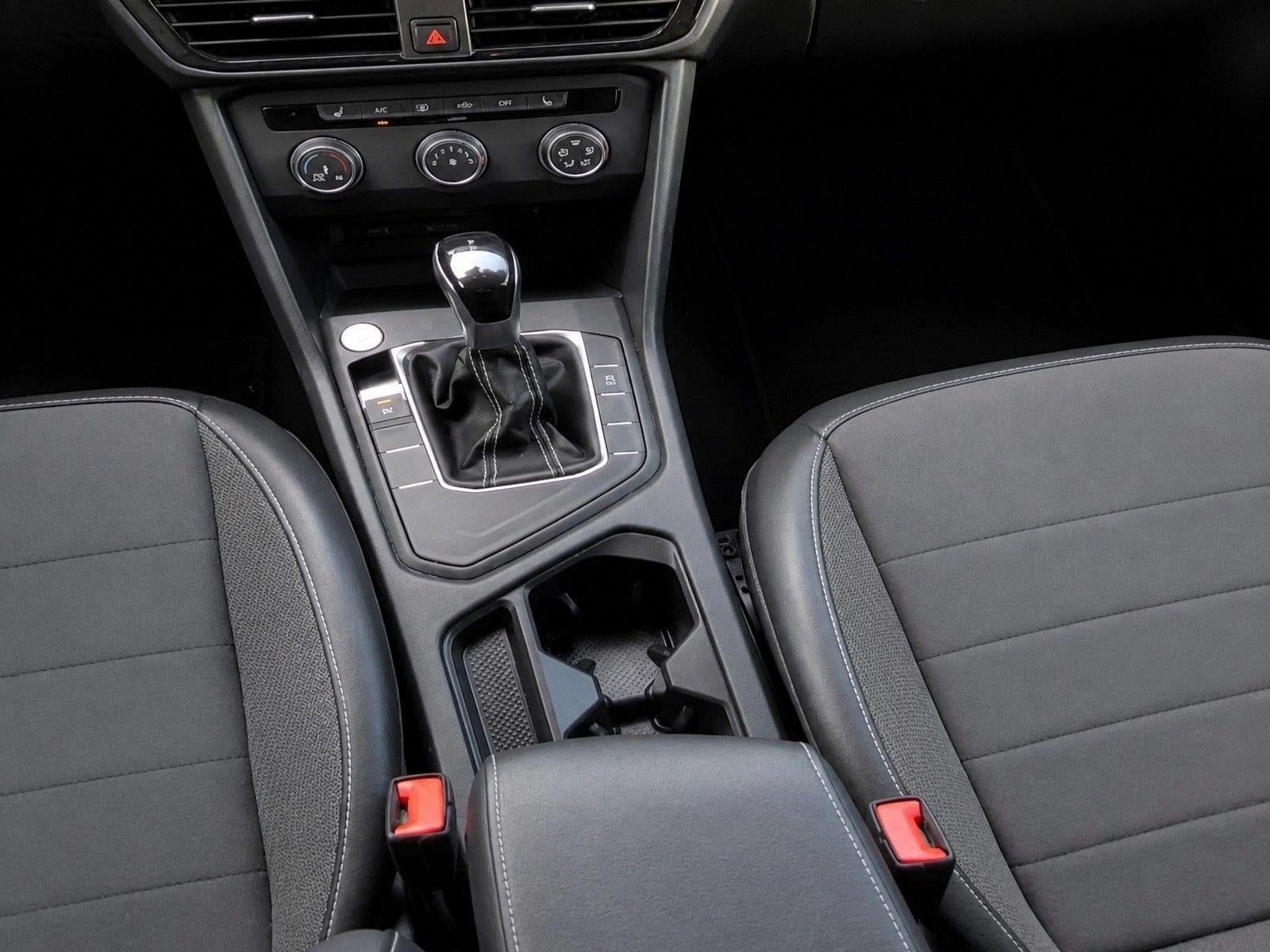 2022 Volkswagen Taos SE FWD