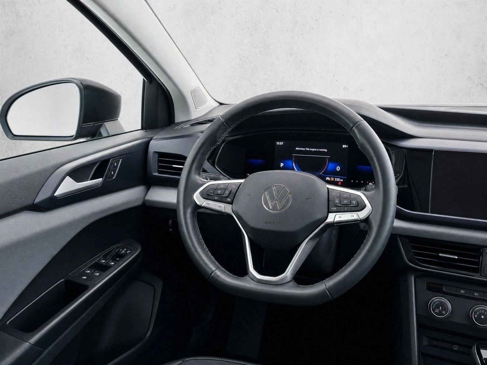 2022 Volkswagen Taos SE FWD