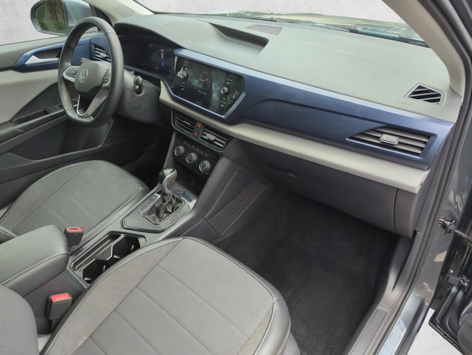 2023 Volkswagen Taos SE FWD