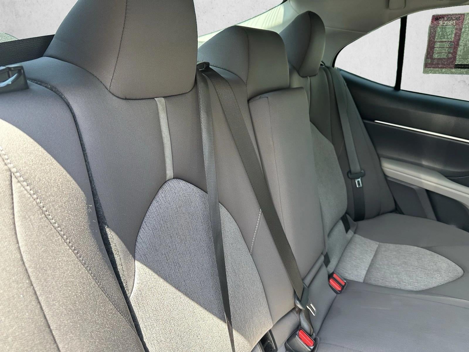 2022 Toyota Camry LE Auto (SE)
