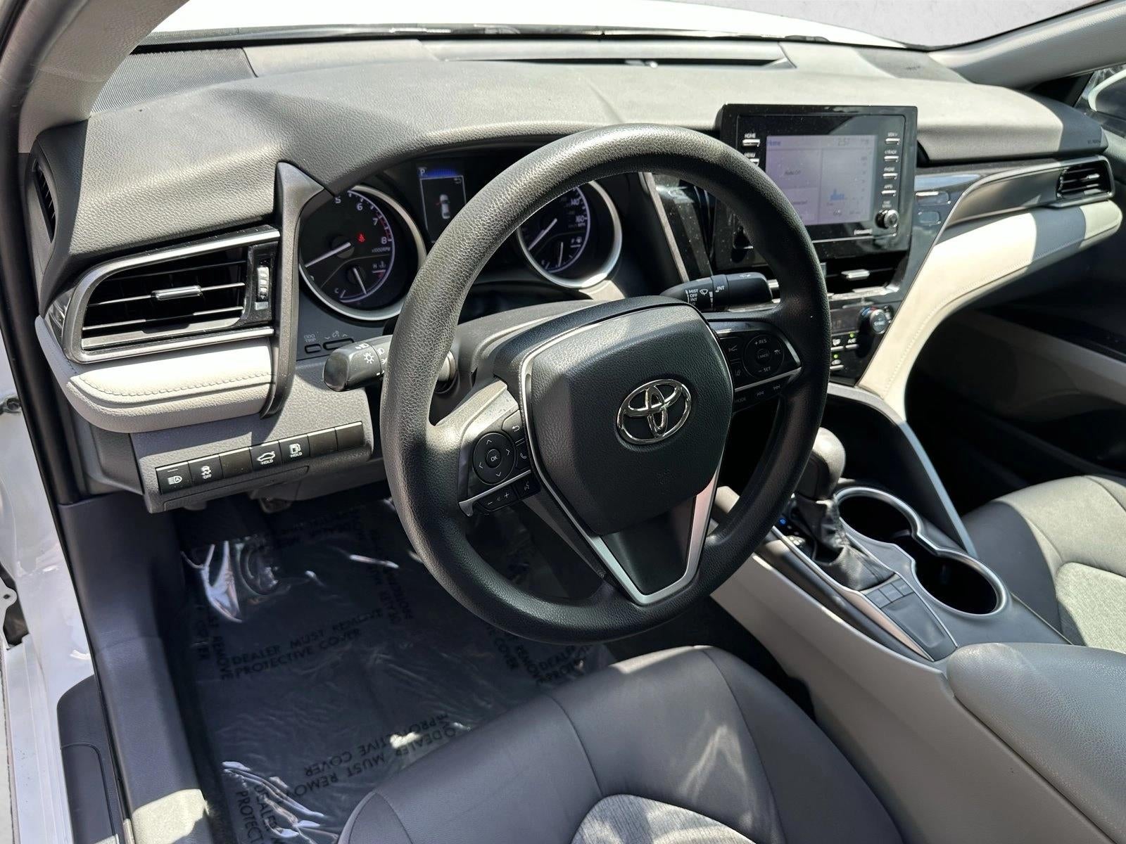 2022 Toyota Camry LE Auto (SE)