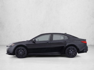 2020 Toyota Camry SE Nightshade Auto (Natl)