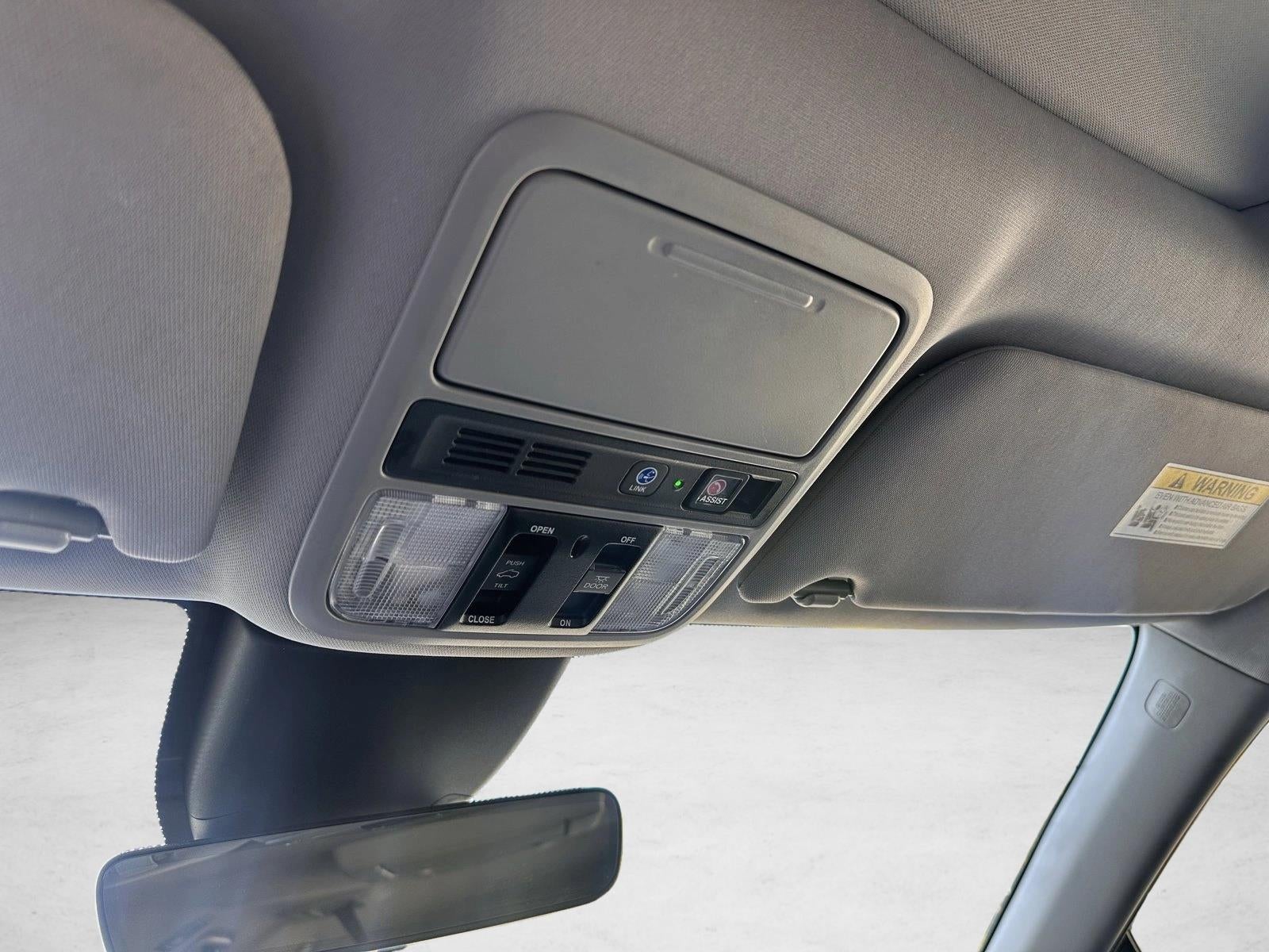 2023 Honda Odyssey Touring Auto