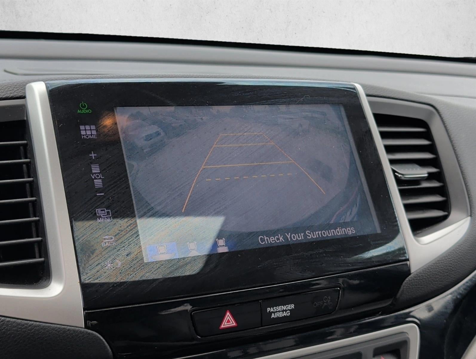 2016 Honda Pilot AWD Touring with DVD Rear Entertainment System and Navigation