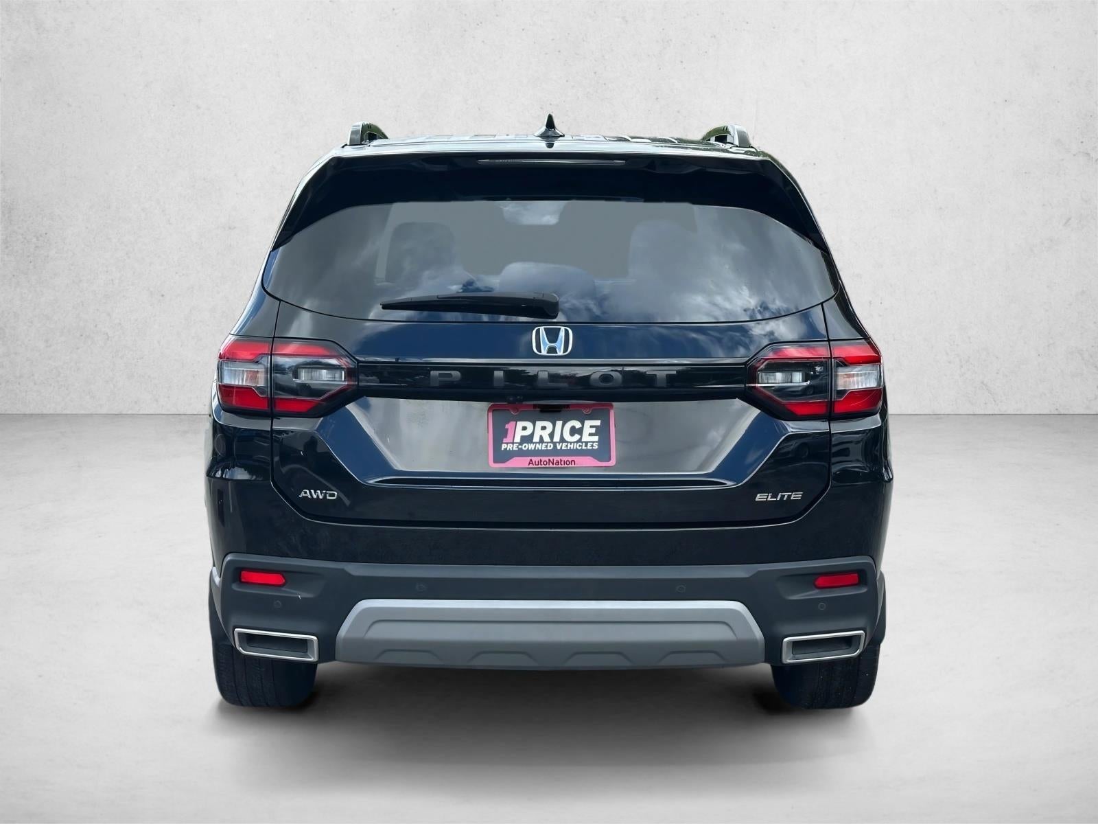 2023 Honda Pilot Elite AWD