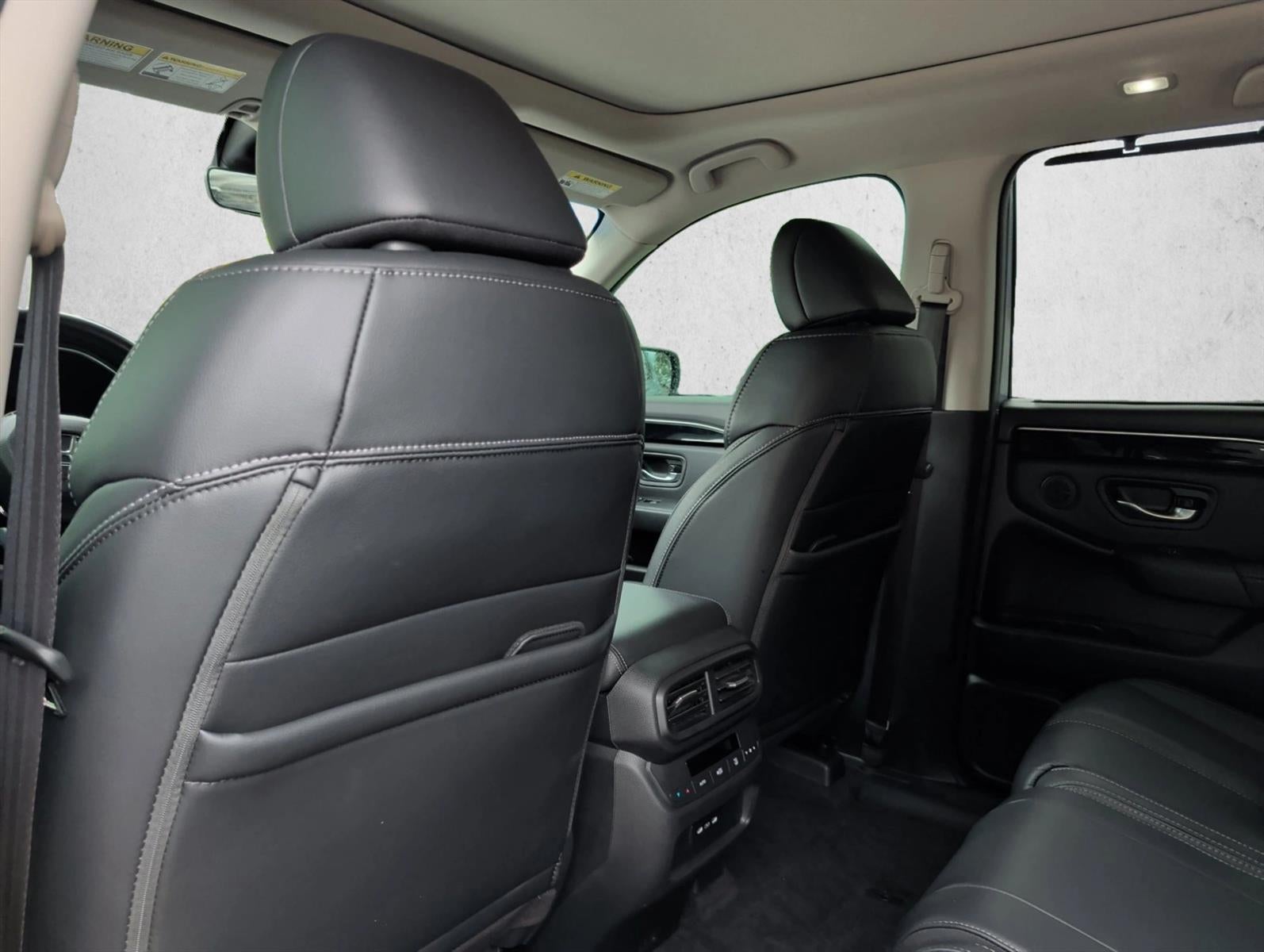 2024 Honda Pilot Touring 2WD