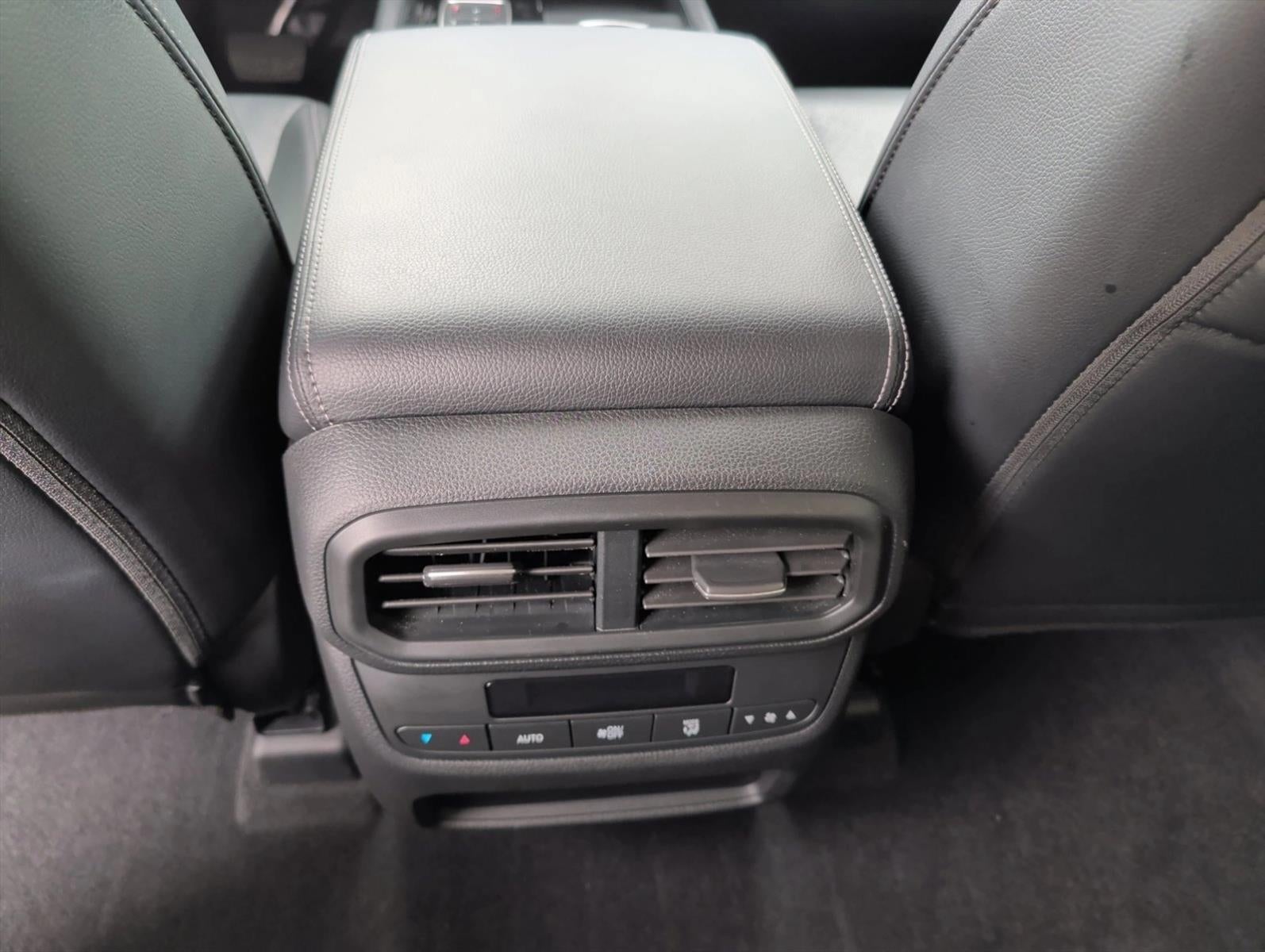 2024 Honda Pilot Touring 2WD