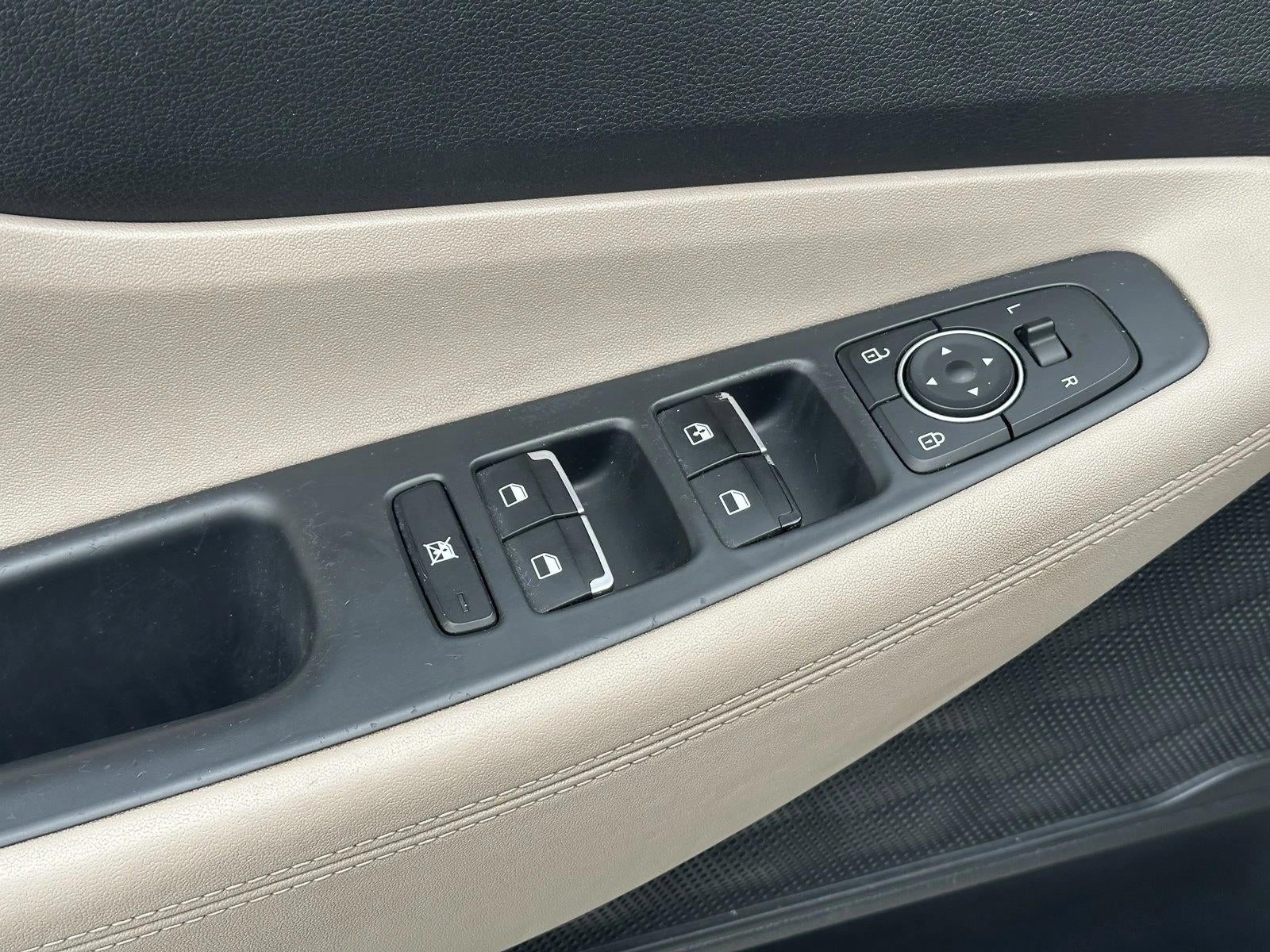 2020 Hyundai SANTA FE SE 2.4L Auto FWD